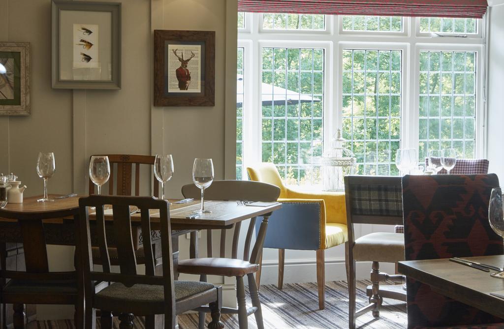 Dartbridge Inn By Greene King Inns บัคฟาสต์ลีย์ ภายนอก รูปภาพ