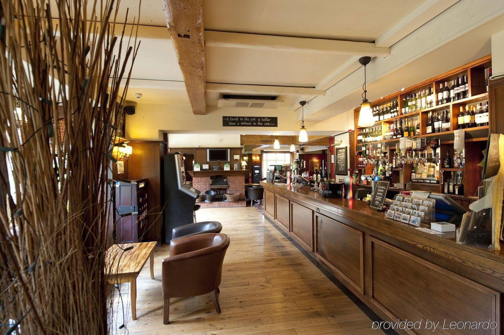 Dartbridge Inn By Greene King Inns บัคฟาสต์ลีย์ ภายนอก รูปภาพ
